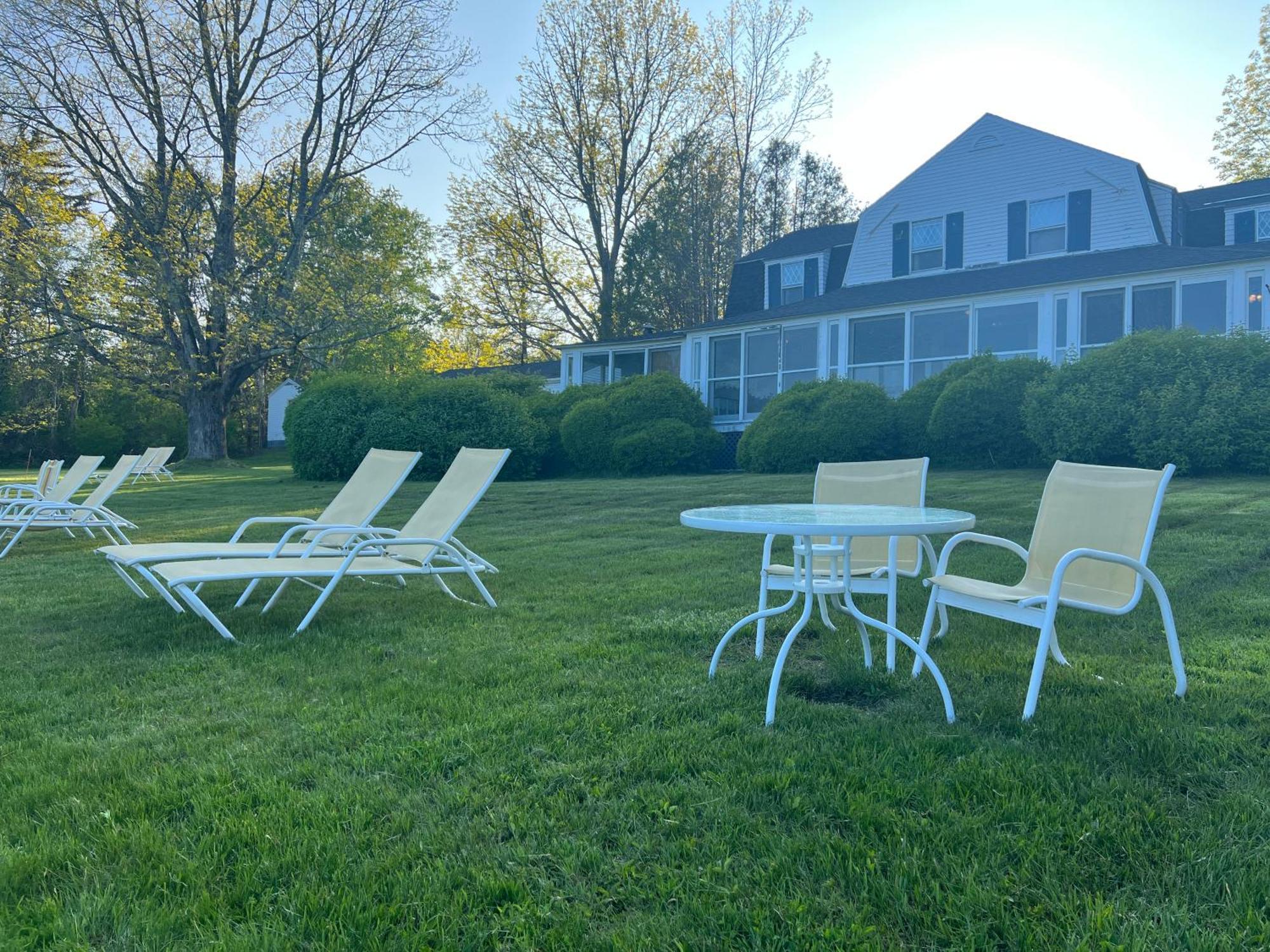 High Tide Inn On The Ocean, Motel And Cottages Camden Exterior photo