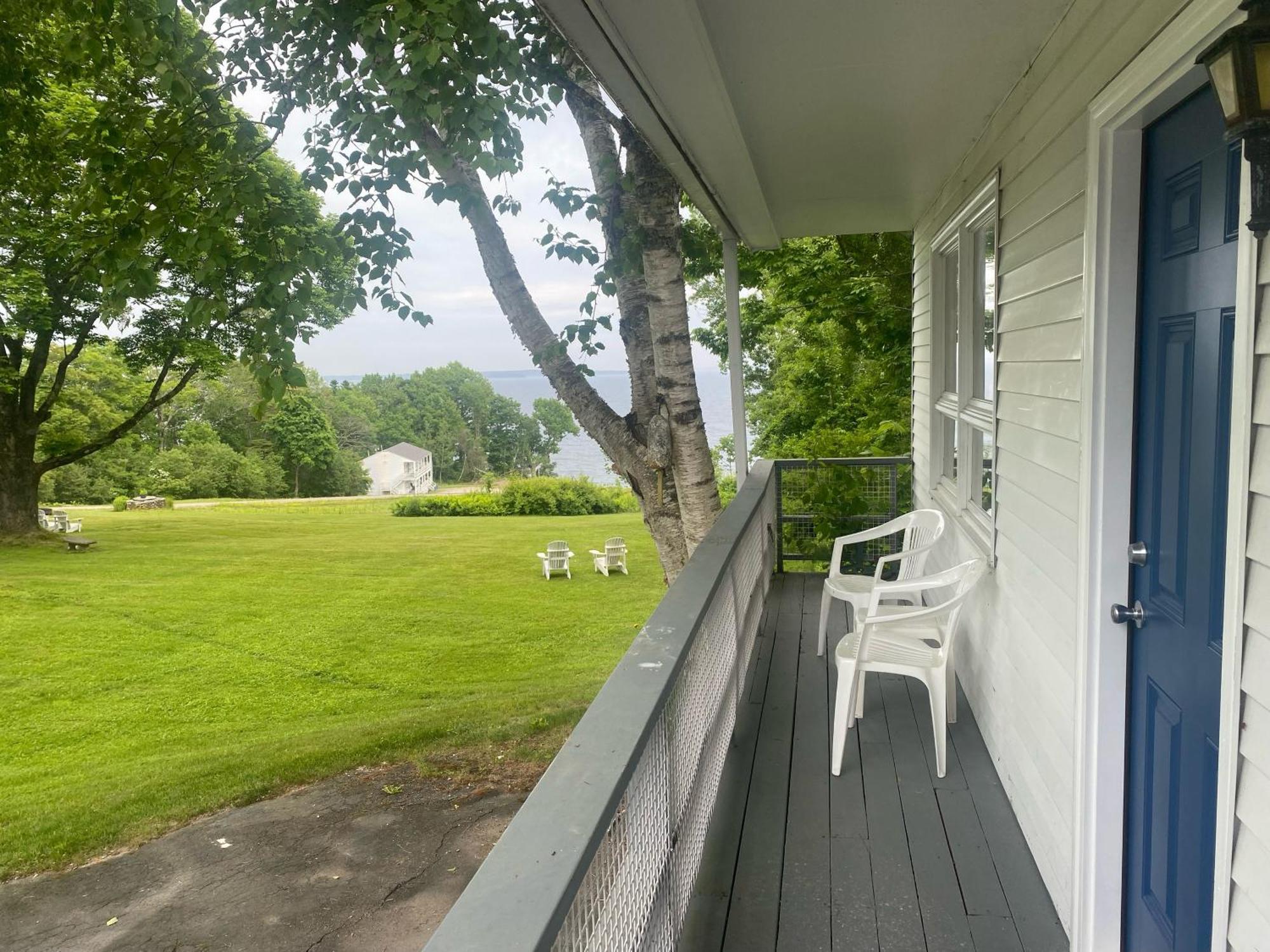 High Tide Inn On The Ocean, Motel And Cottages Camden Exterior photo