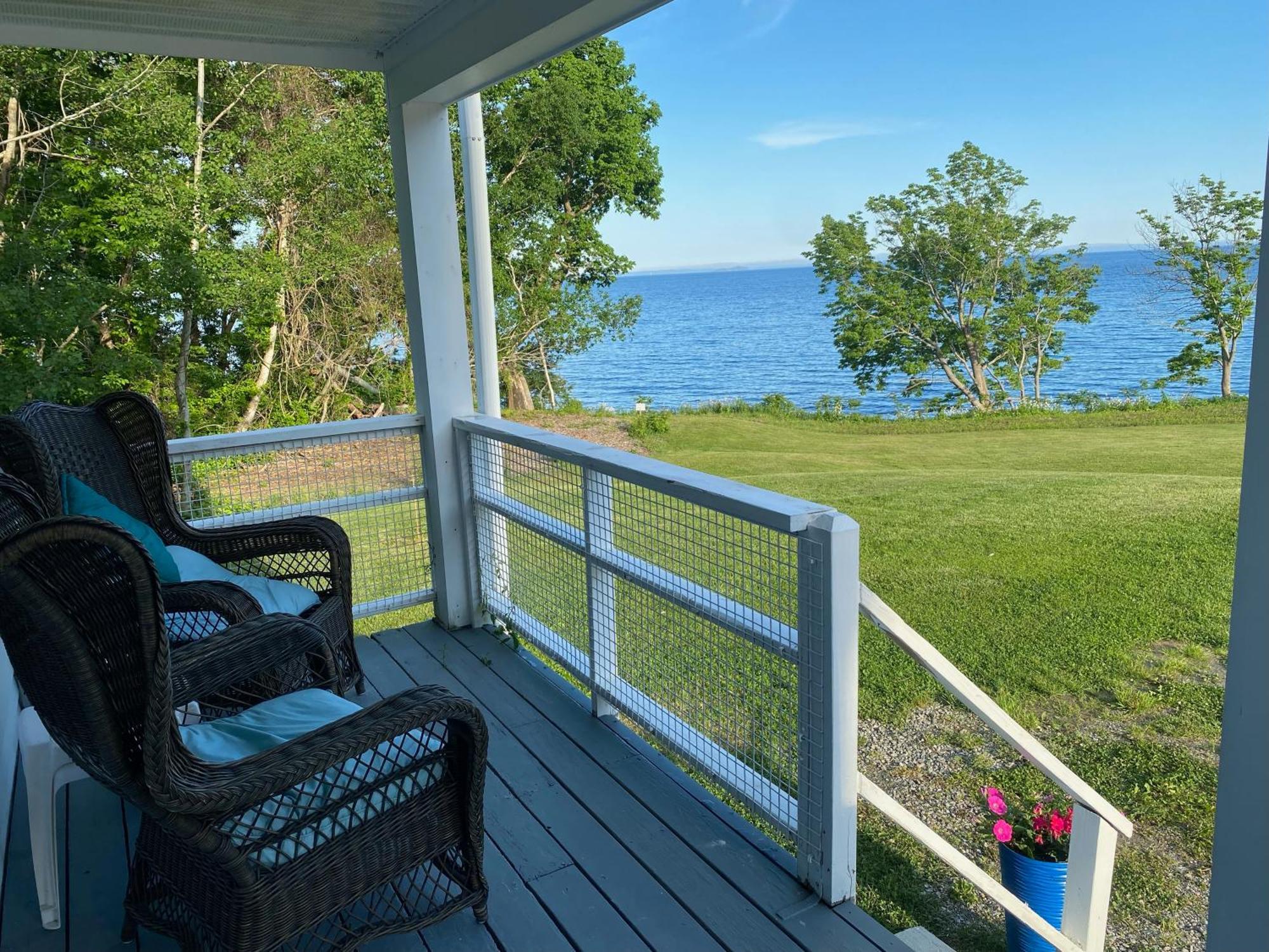High Tide Inn On The Ocean, Motel And Cottages Camden Exterior photo
