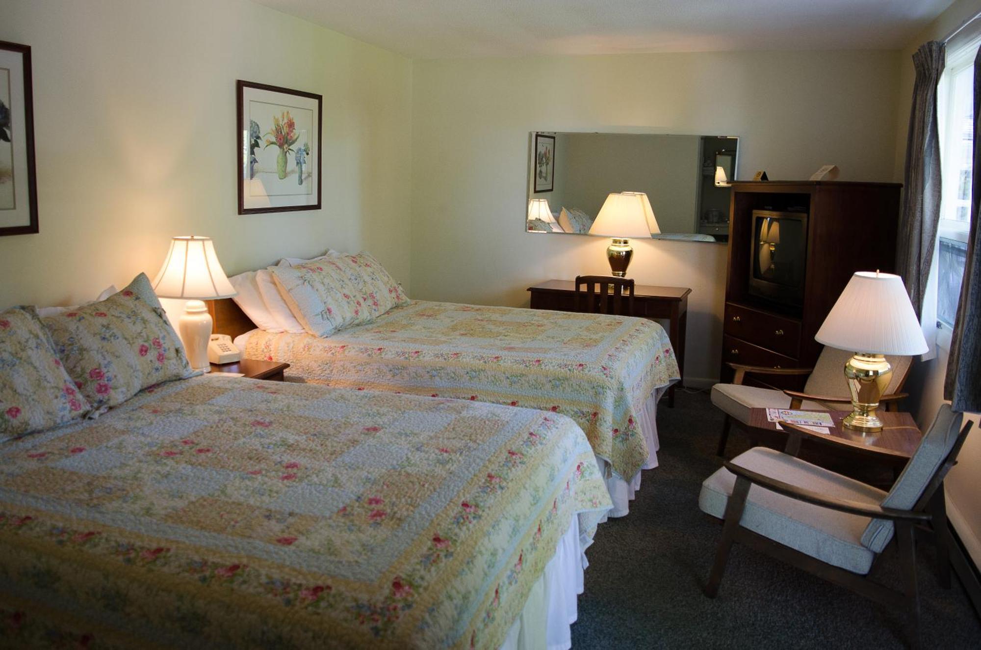 High Tide Inn On The Ocean, Motel And Cottages Camden Exterior photo